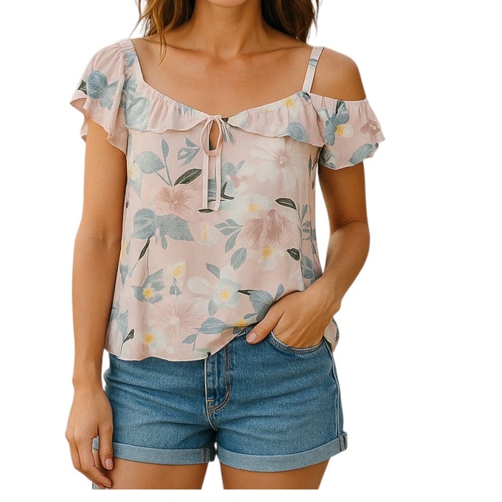 Torrid Super Soft Sz 00 Cream Multi-colored Cold Shoulder Short Sleeve Top | EUC